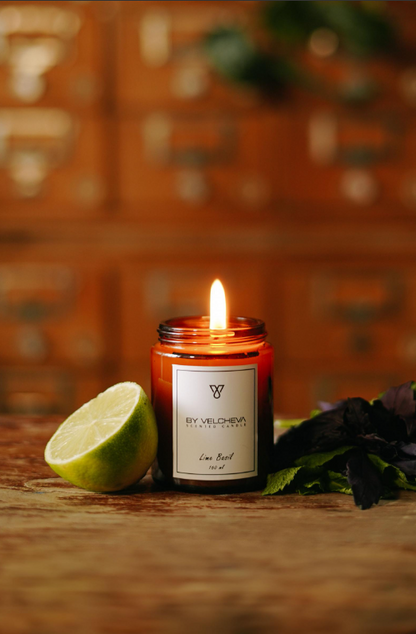 LIME BASIL - Duftkerzen By Velcheva